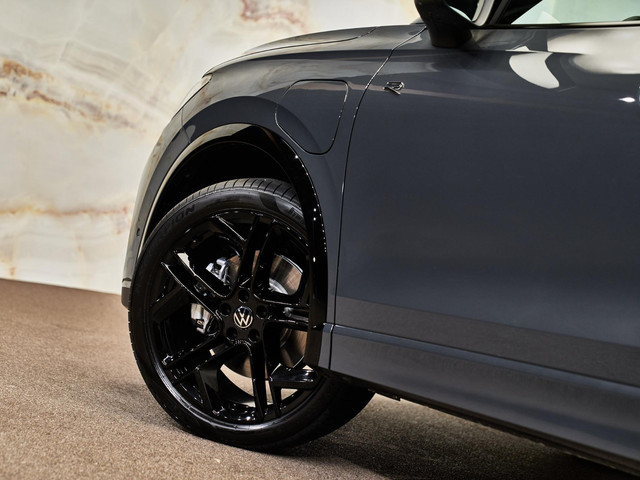 Volkswagen Tiguan - 27