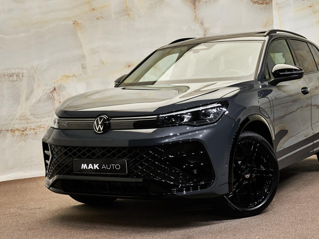 Volkswagen Tiguan - 4