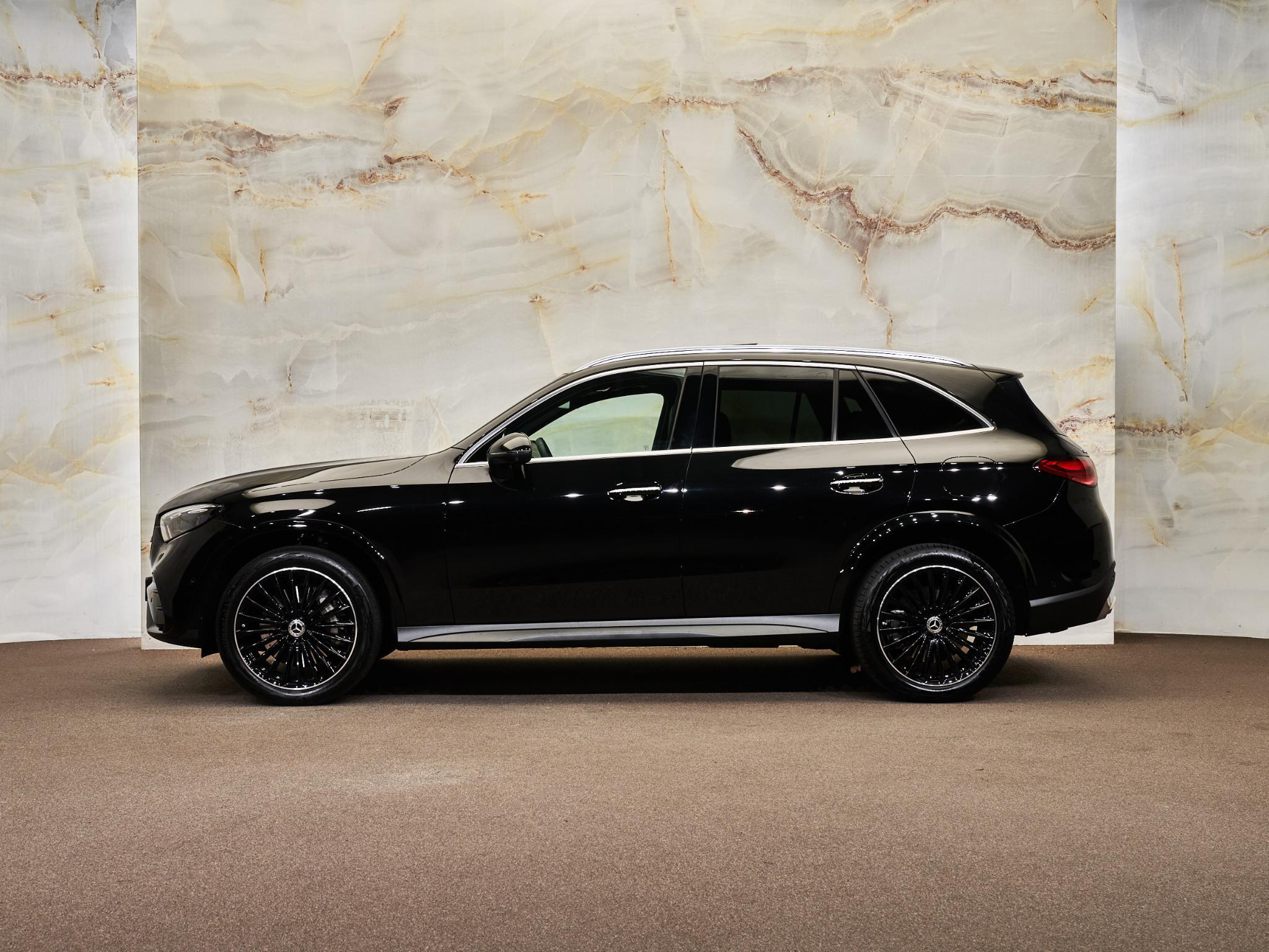 Mercedes-Benz GLC - 2