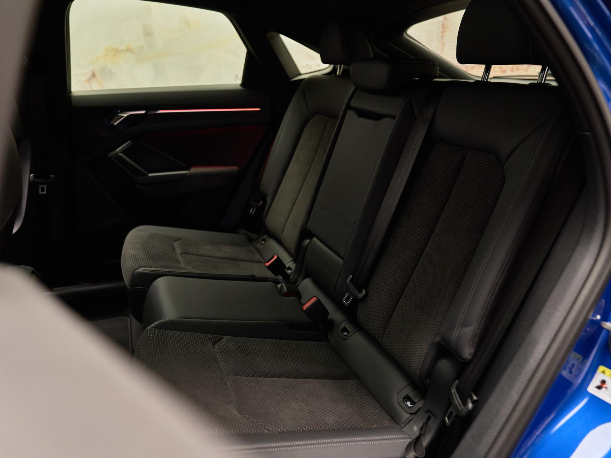 Audi Q3 - 23