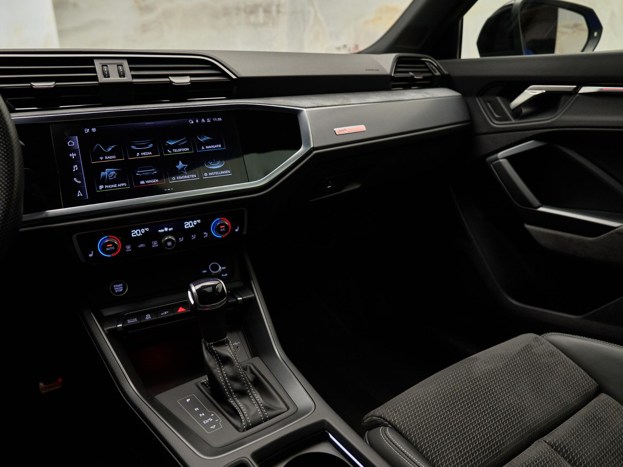 Audi Q3 - 17
