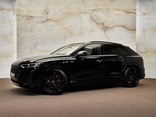 Audi Q8 - 35