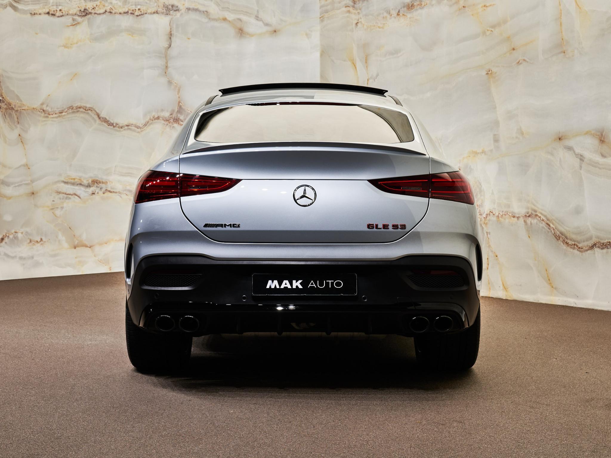Mercedes-Benz GLE - 32