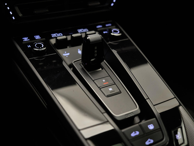 Porsche 911 - 25