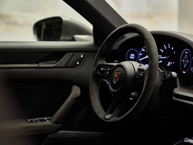 Porsche 911 - 26
