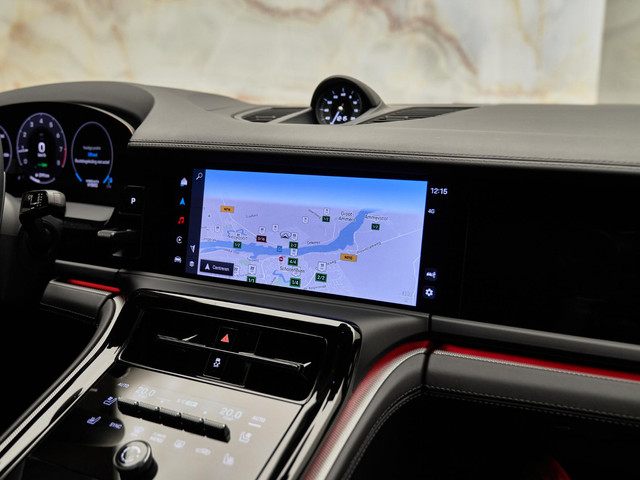 Porsche Panamera - 24