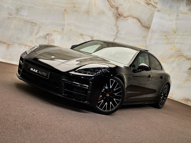 Porsche Panamera - 31