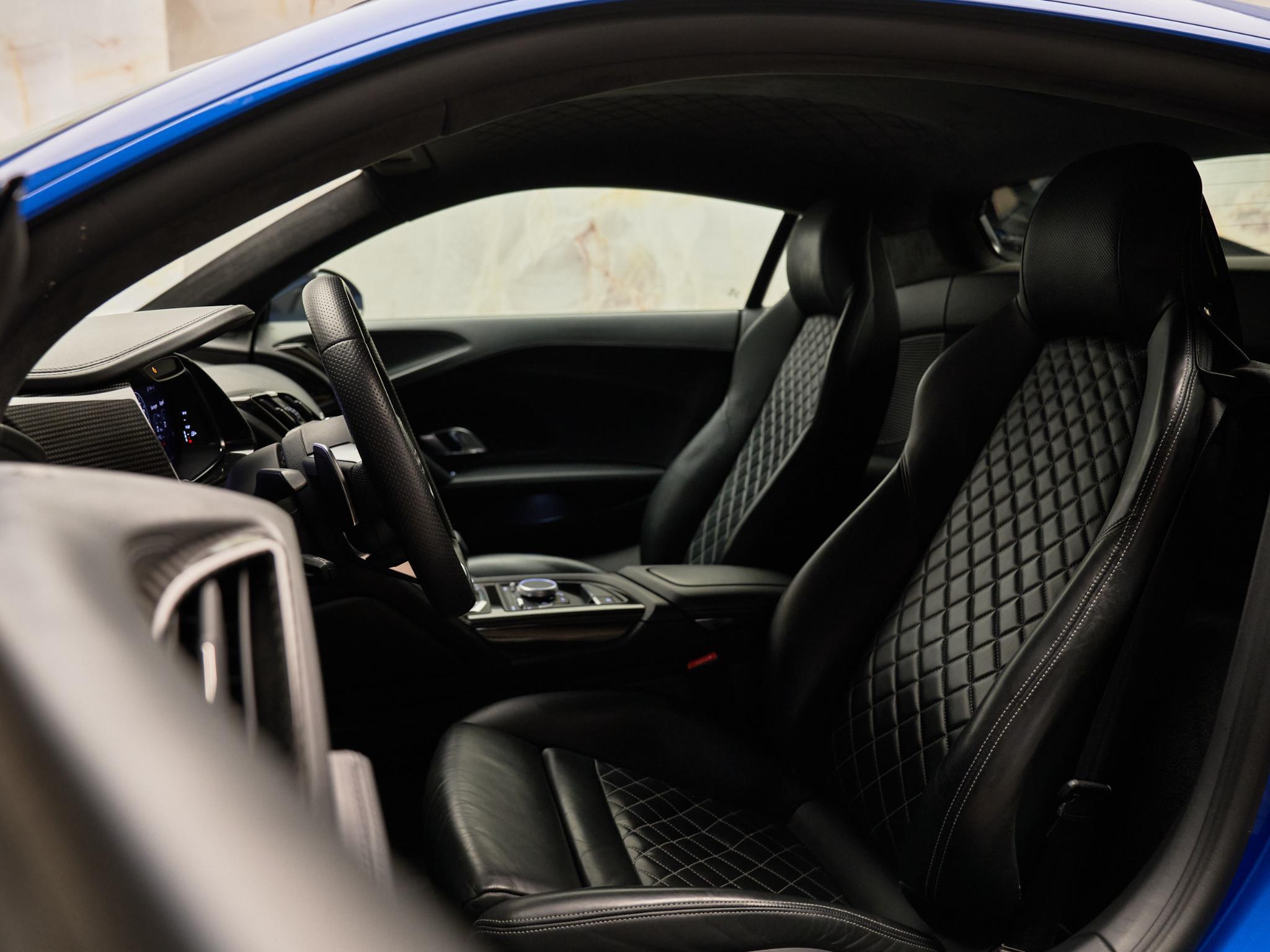 Audi R8 - 12