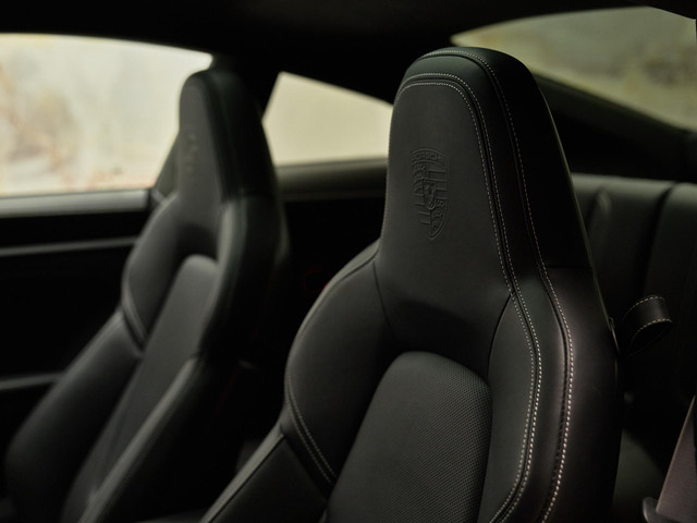 Porsche 911 - 28