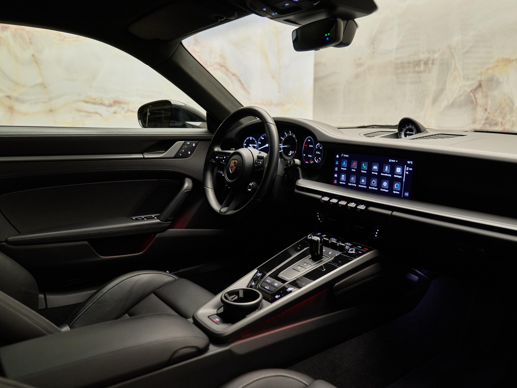 Porsche 911 - 8