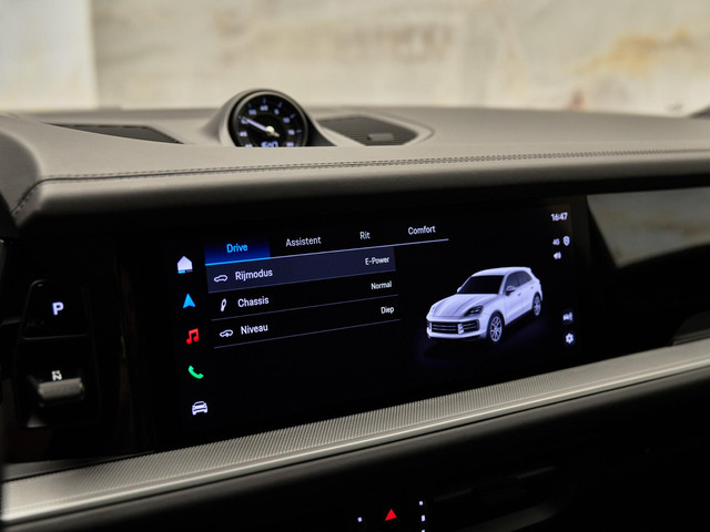 Porsche Cayenne - 15