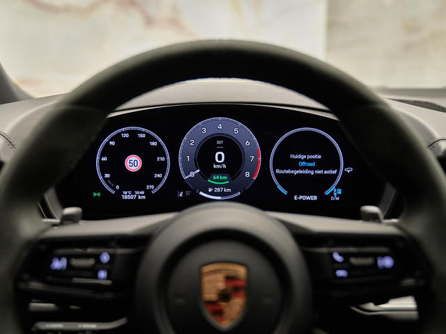 Porsche Cayenne - 16