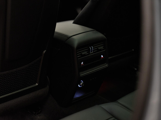 Porsche Cayenne - 28