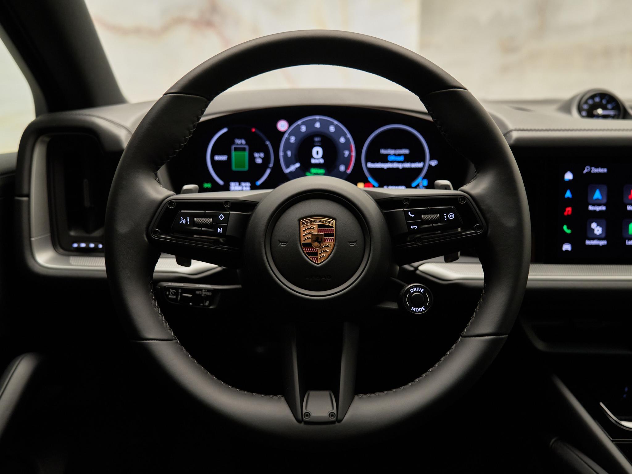 Porsche Cayenne - 17