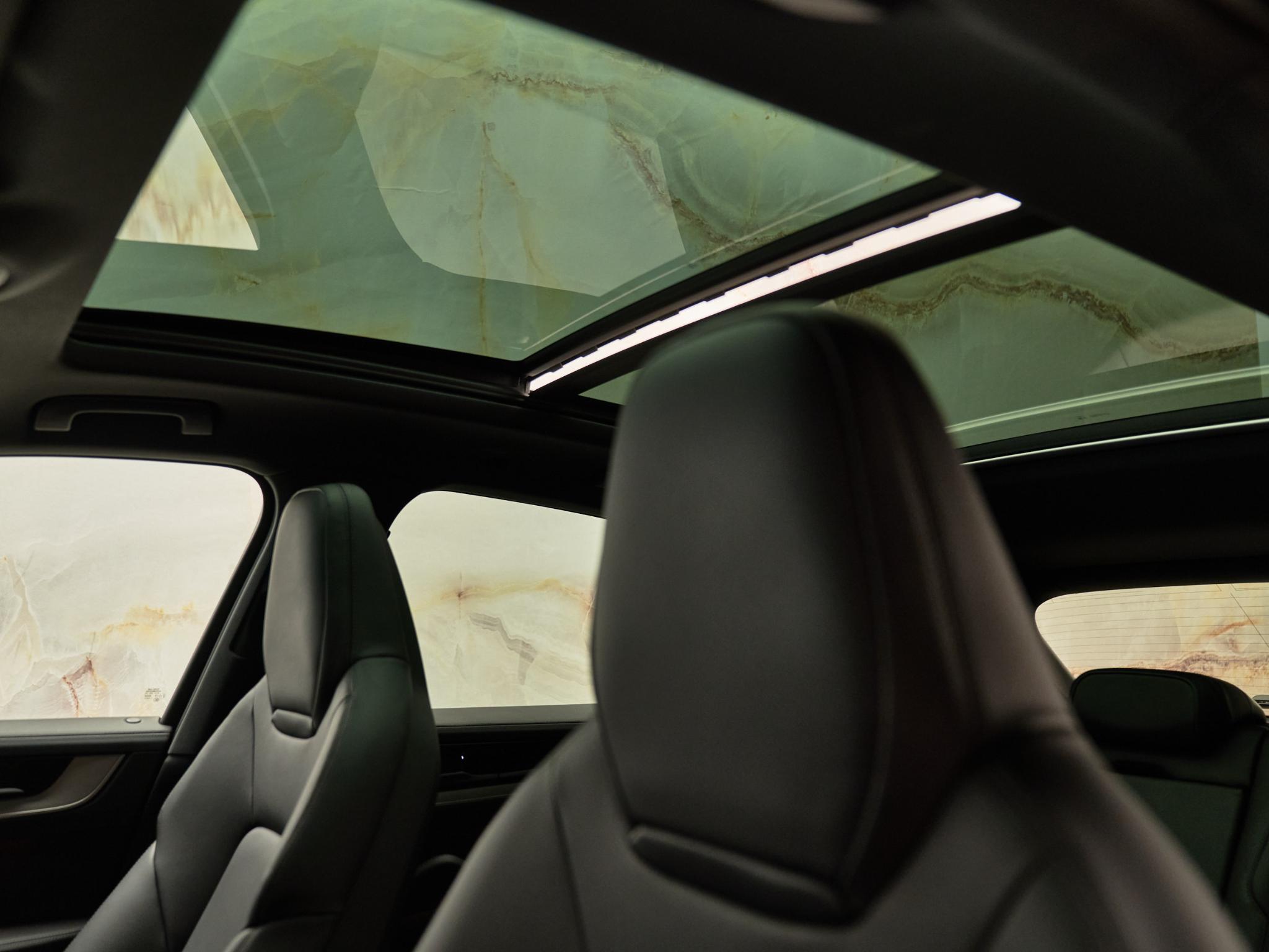 Porsche Cayenne - 10