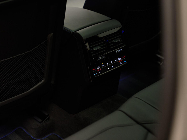 Volkswagen Touareg - 29