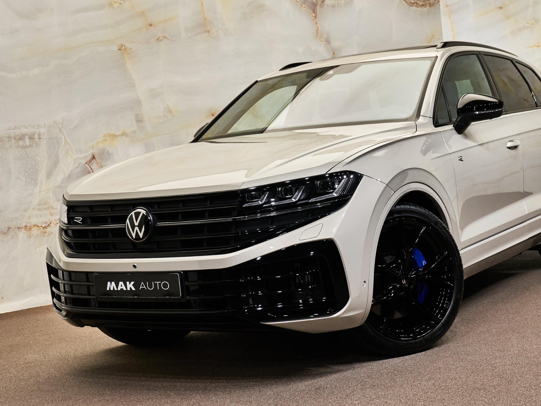 Volkswagen Touareg - 4