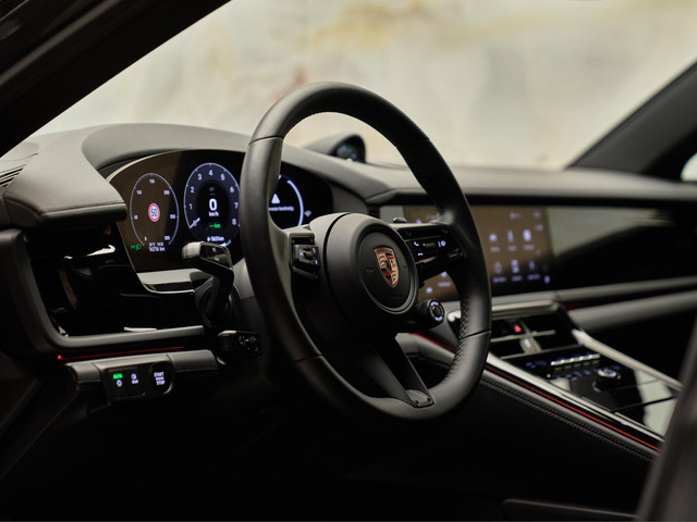 Porsche Panamera - 19
