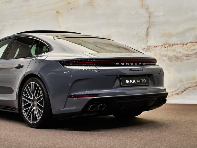 Porsche Panamera - 5
