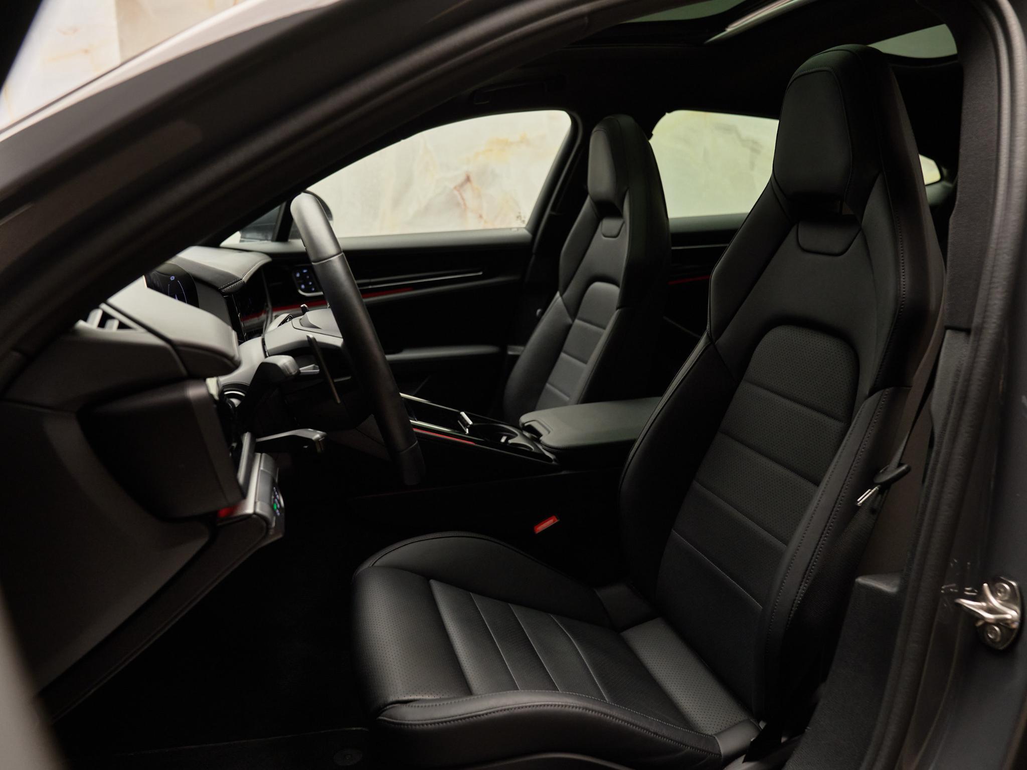 Porsche Panamera - 7
