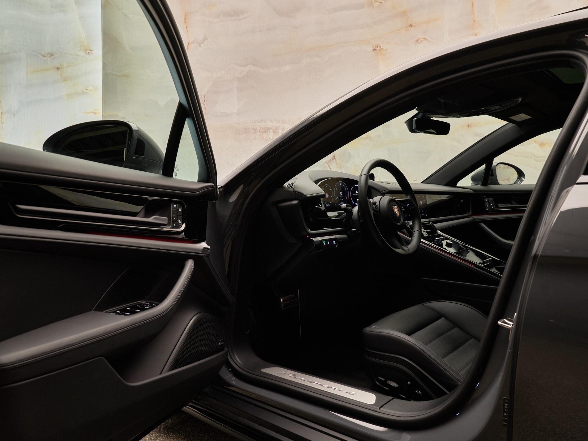 Porsche Panamera - 6