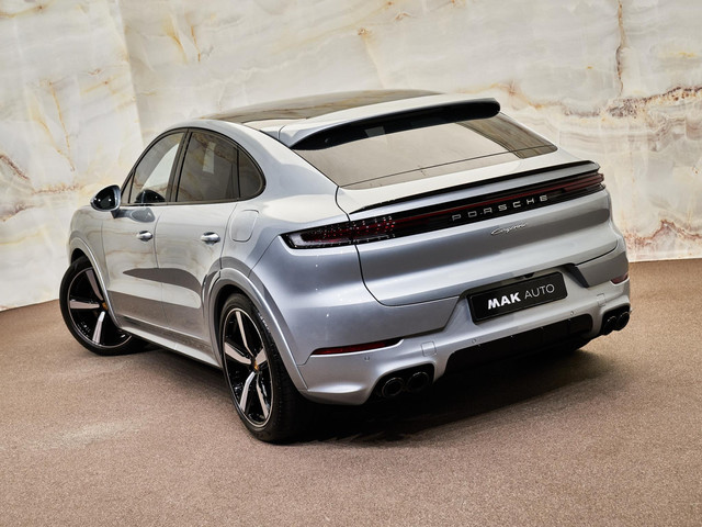 Porsche Cayenne - 36