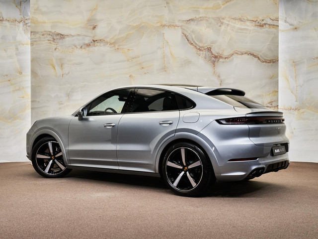 Porsche Cayenne - 37