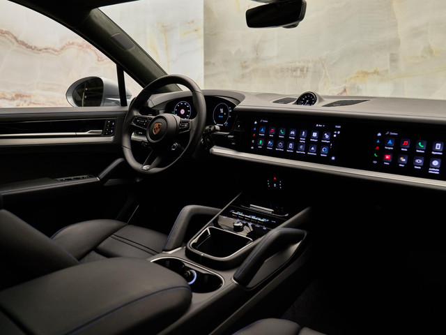 Porsche Cayenne - 9
