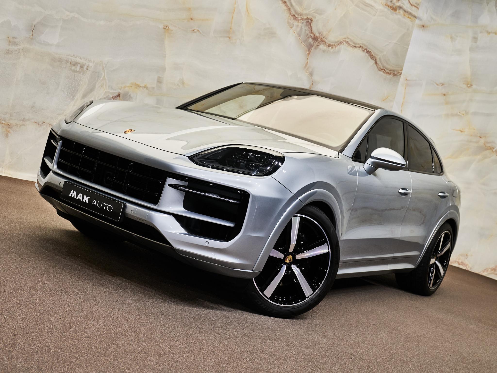 Porsche Cayenne - 33