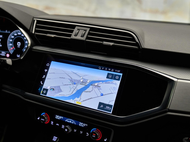 Audi Q3 - 17