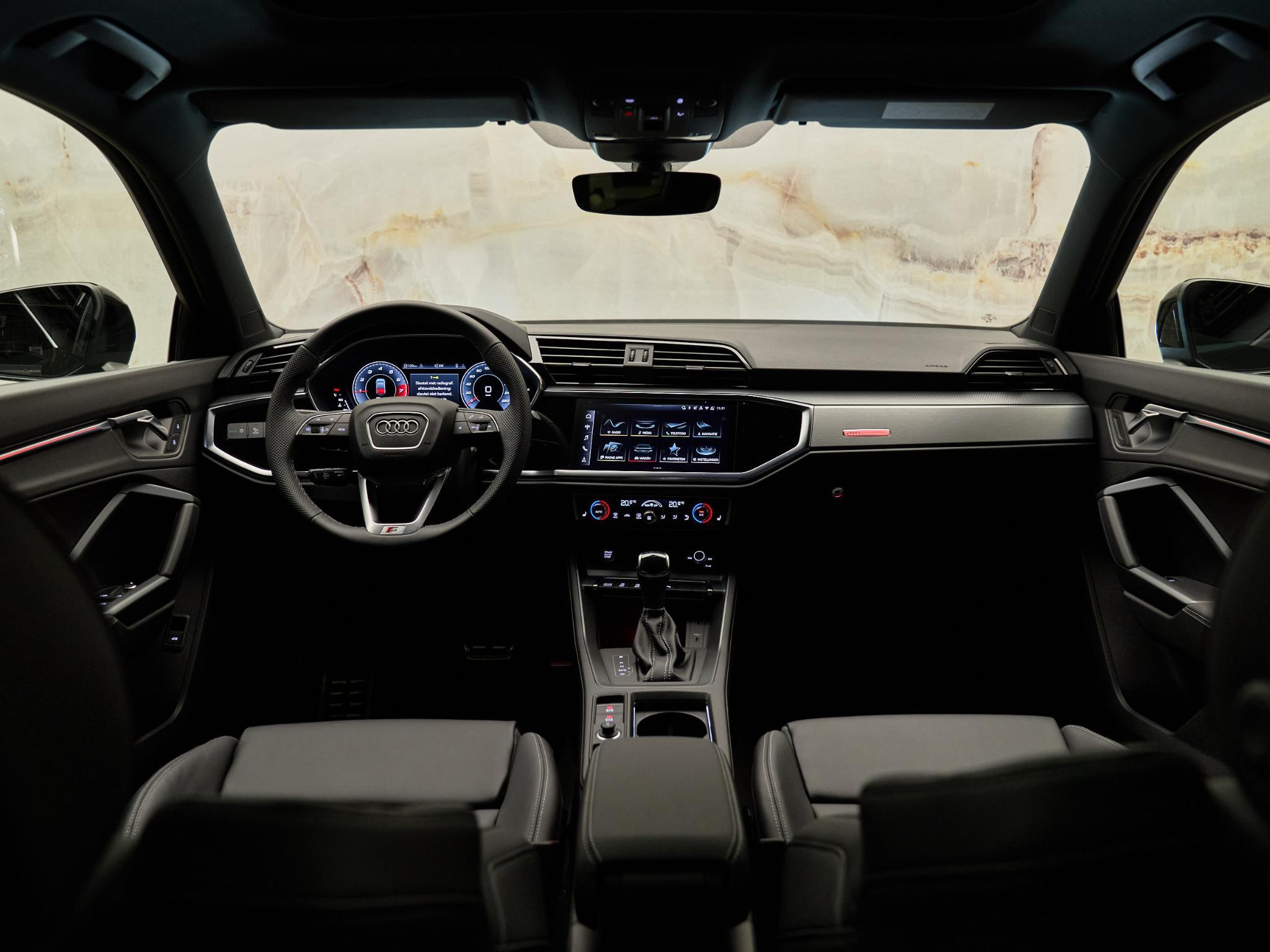 Audi Q3 - 21