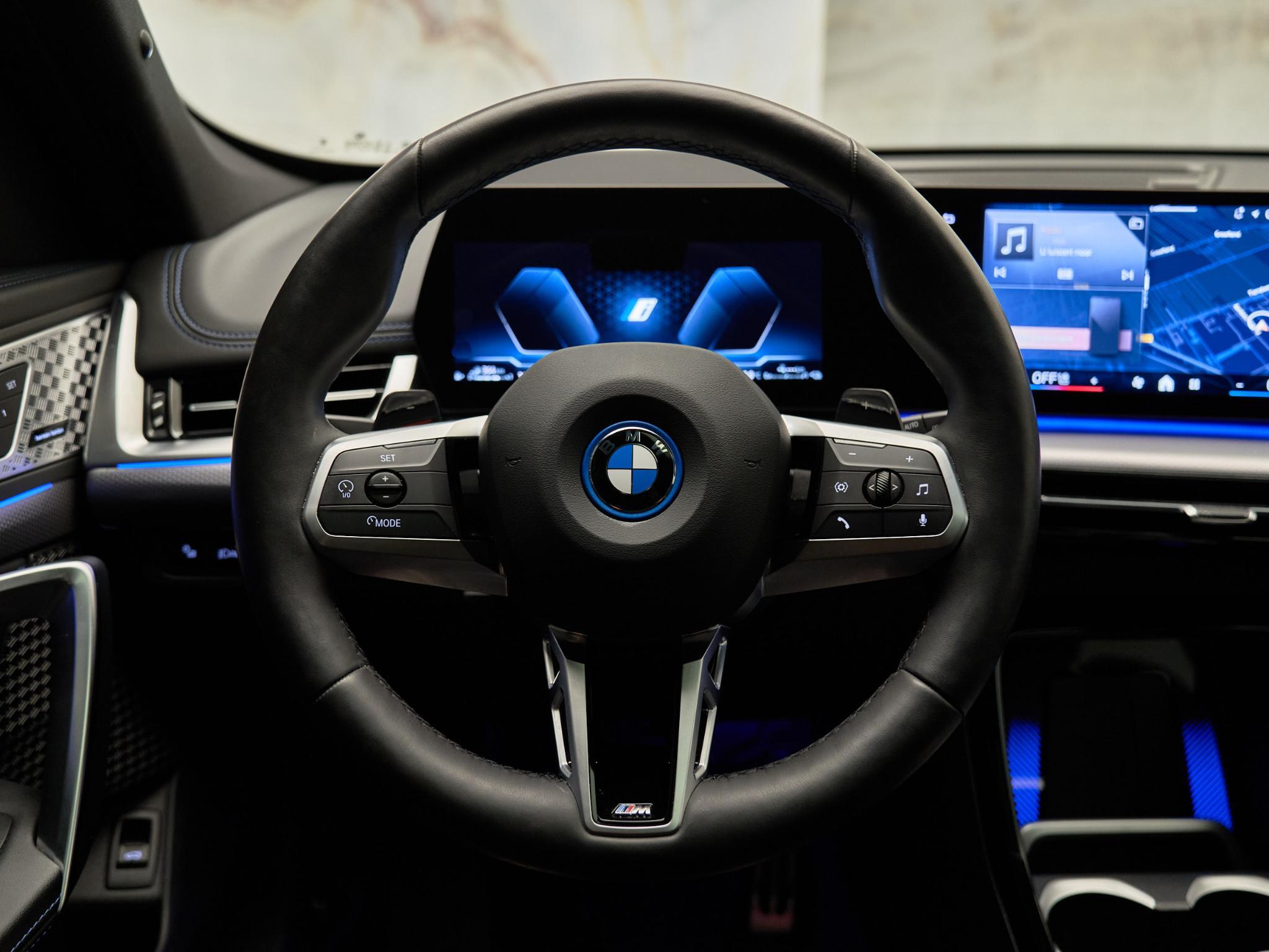 BMW X1 - 15