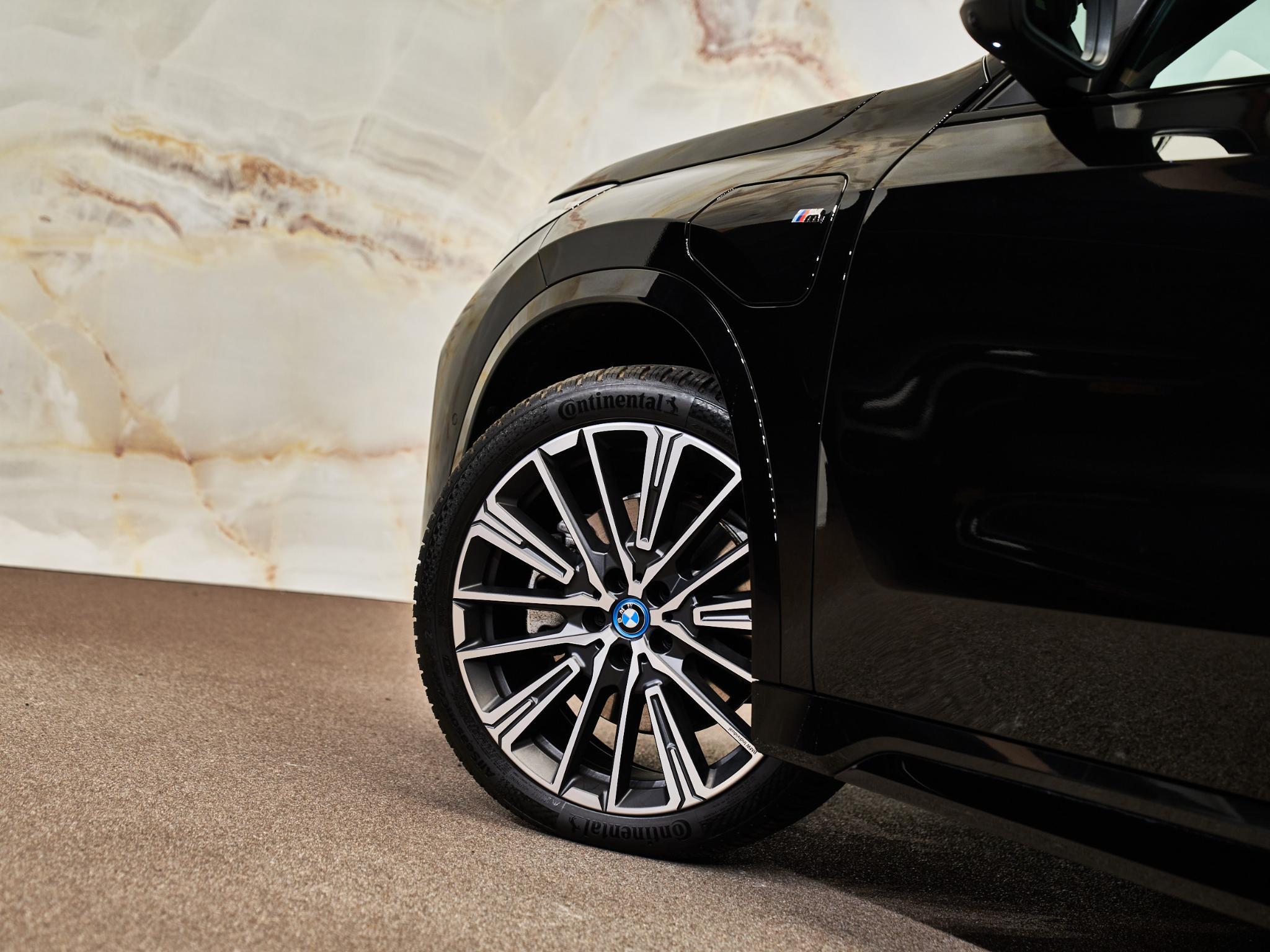 BMW X1 - 24