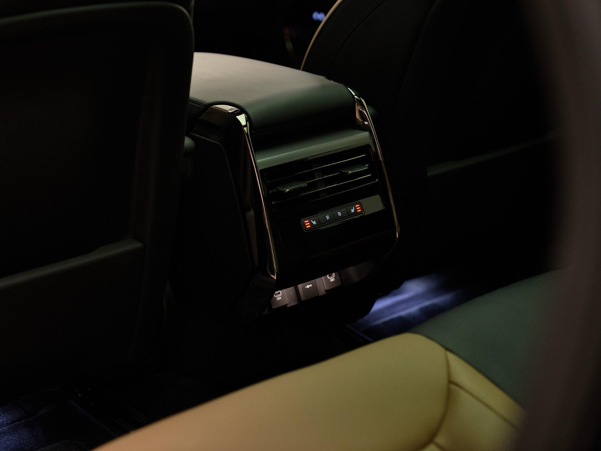 Land Rover Range Rover Sport - 25