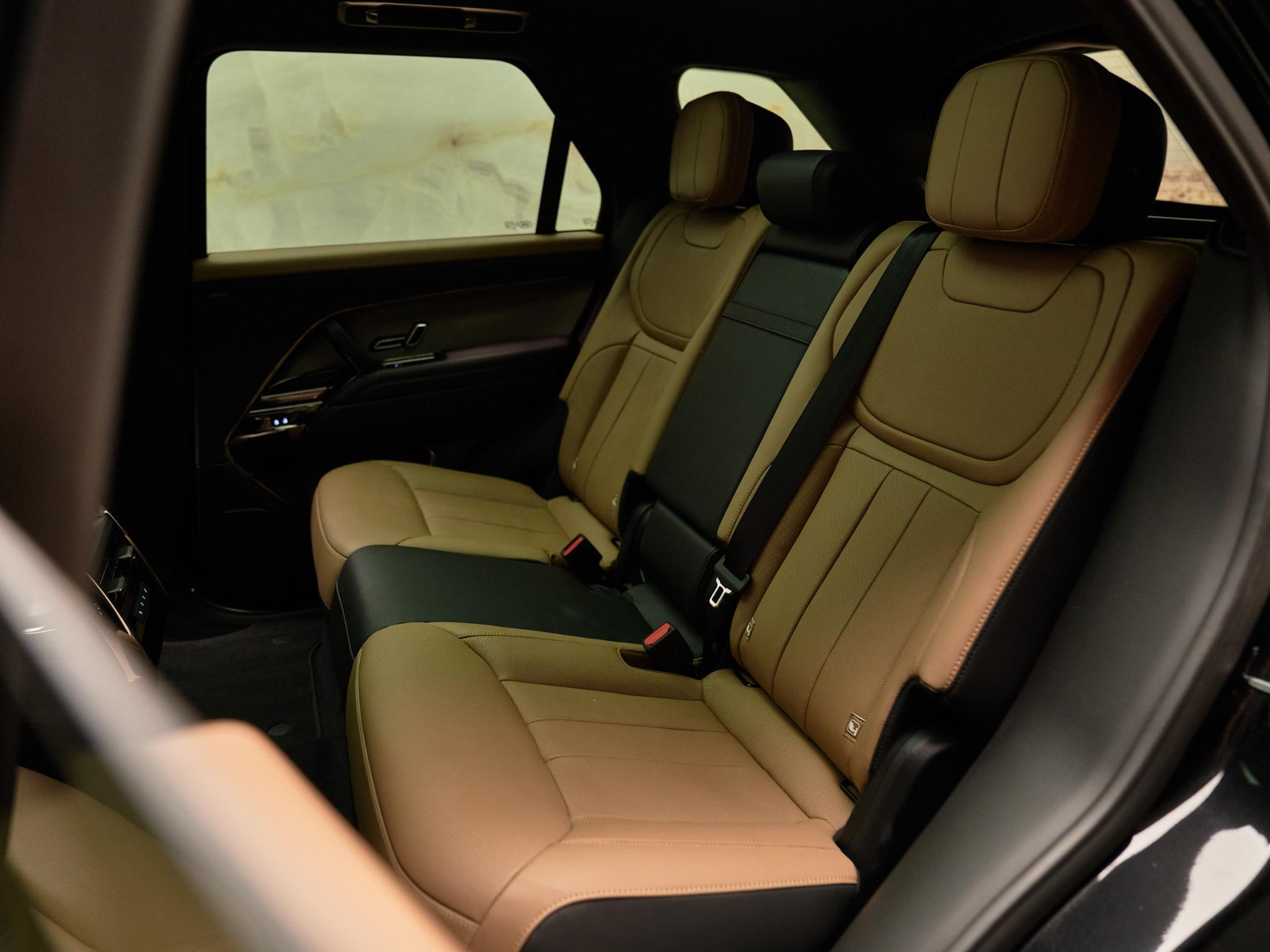 Land Rover Range Rover Sport - 24