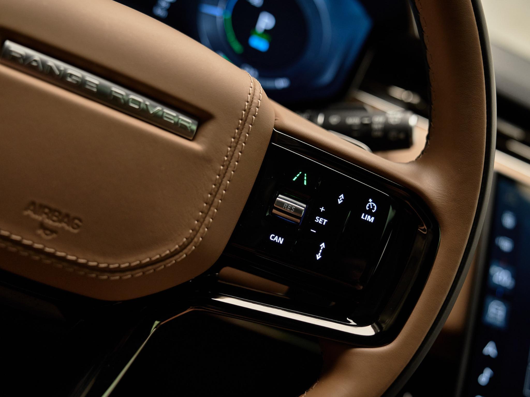 Land Rover Range Rover Sport - 16