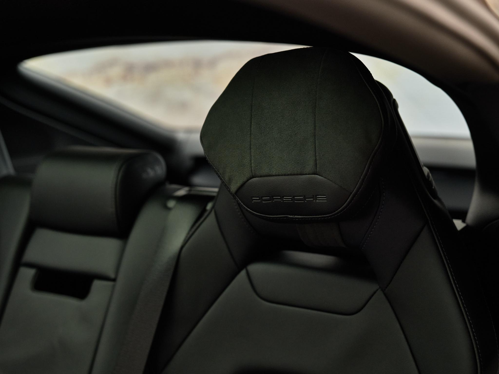 Porsche Panamera - 27