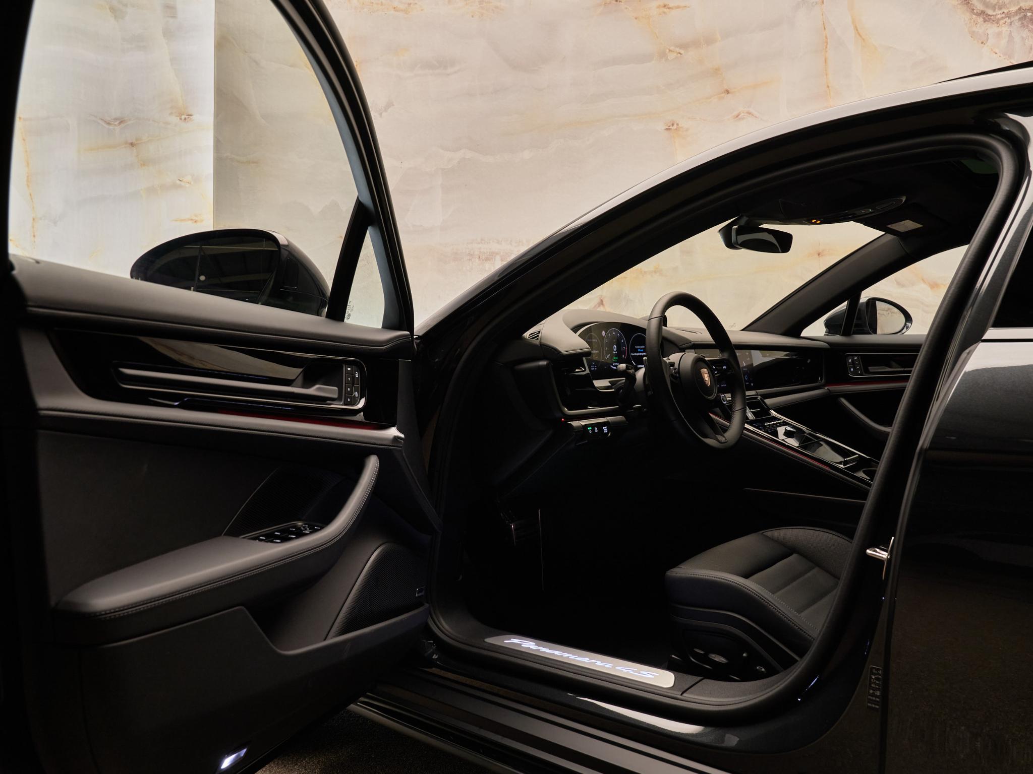 Porsche Panamera - 6