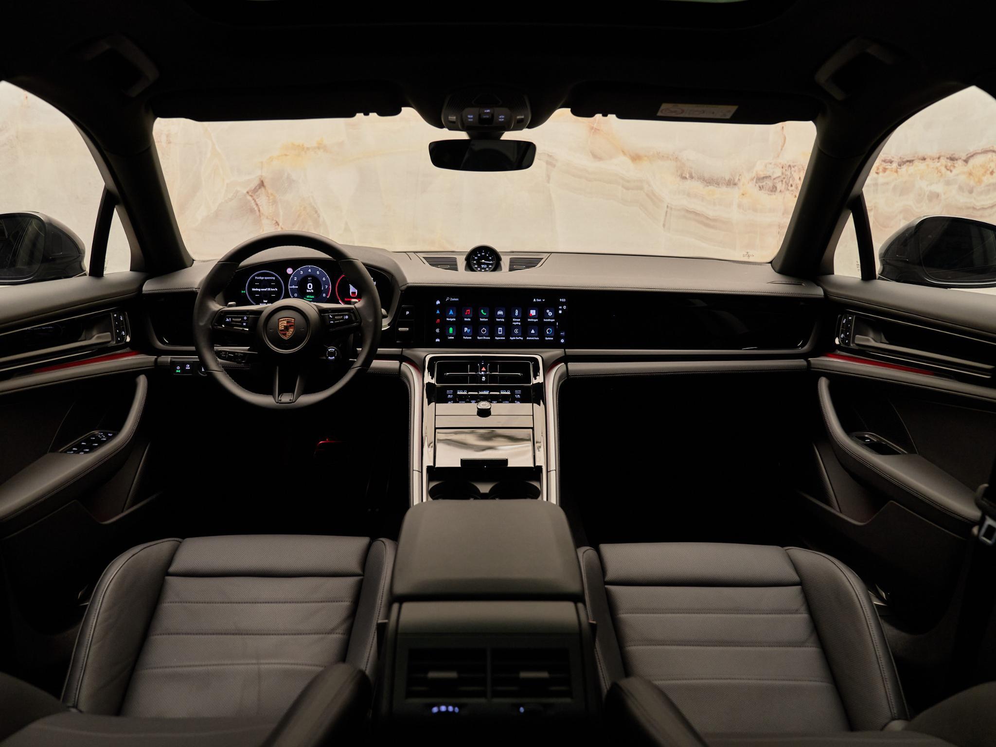 Porsche Panamera - 29