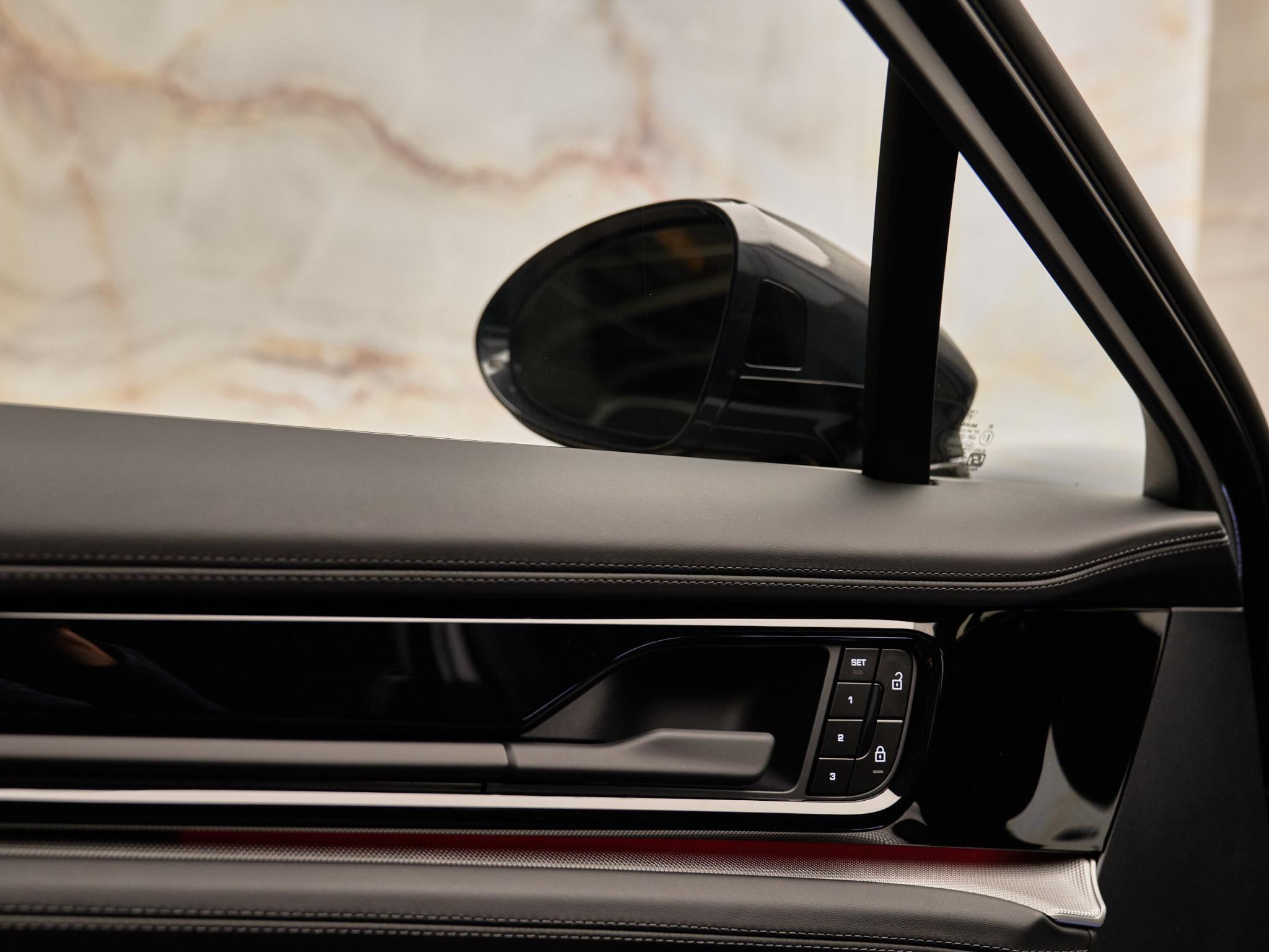 Porsche Panamera - 10