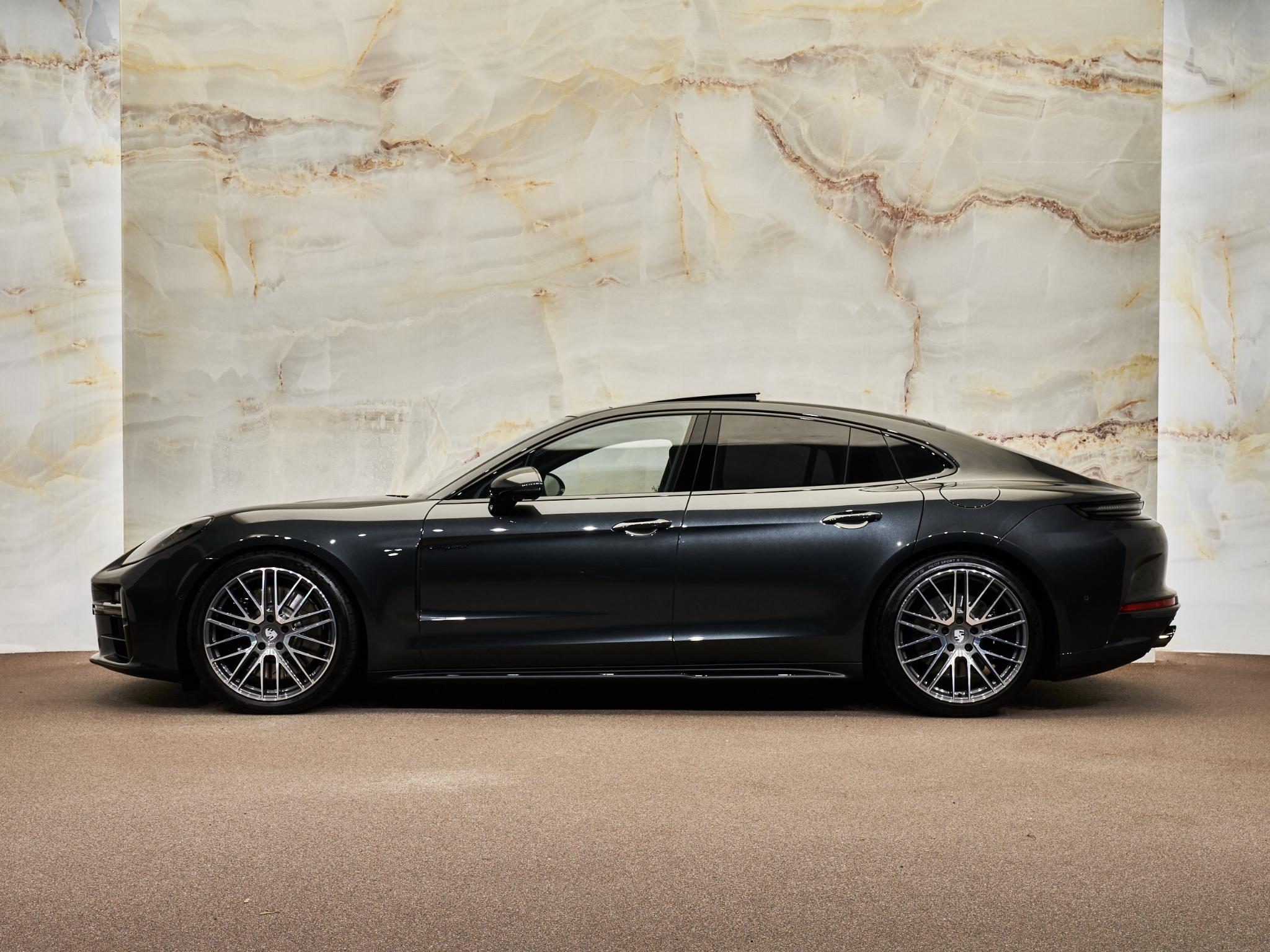 Porsche Panamera - 2