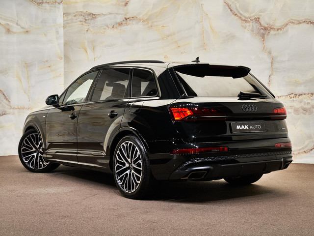 Audi Q7 - 4