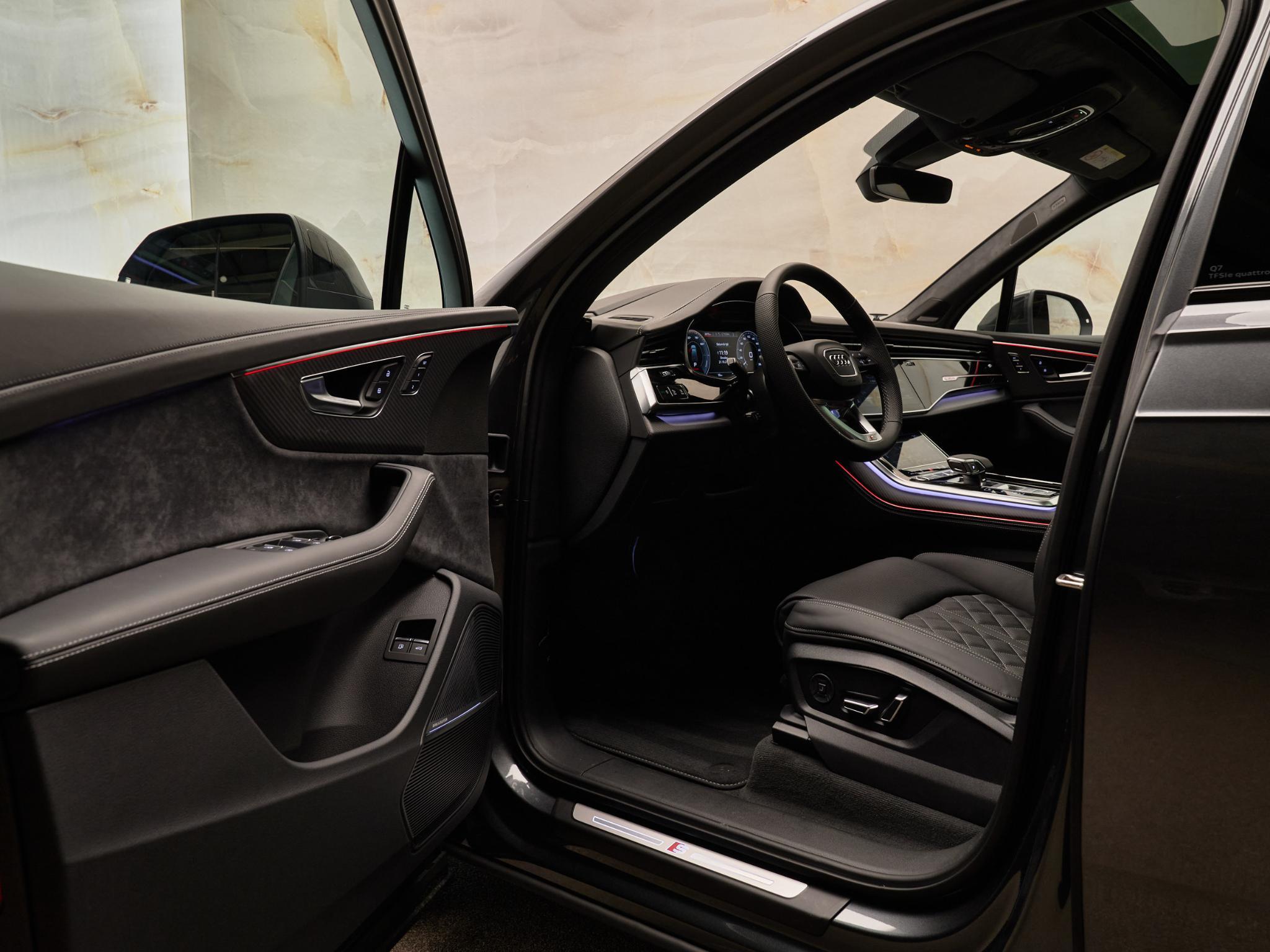 Audi Q7 - 7