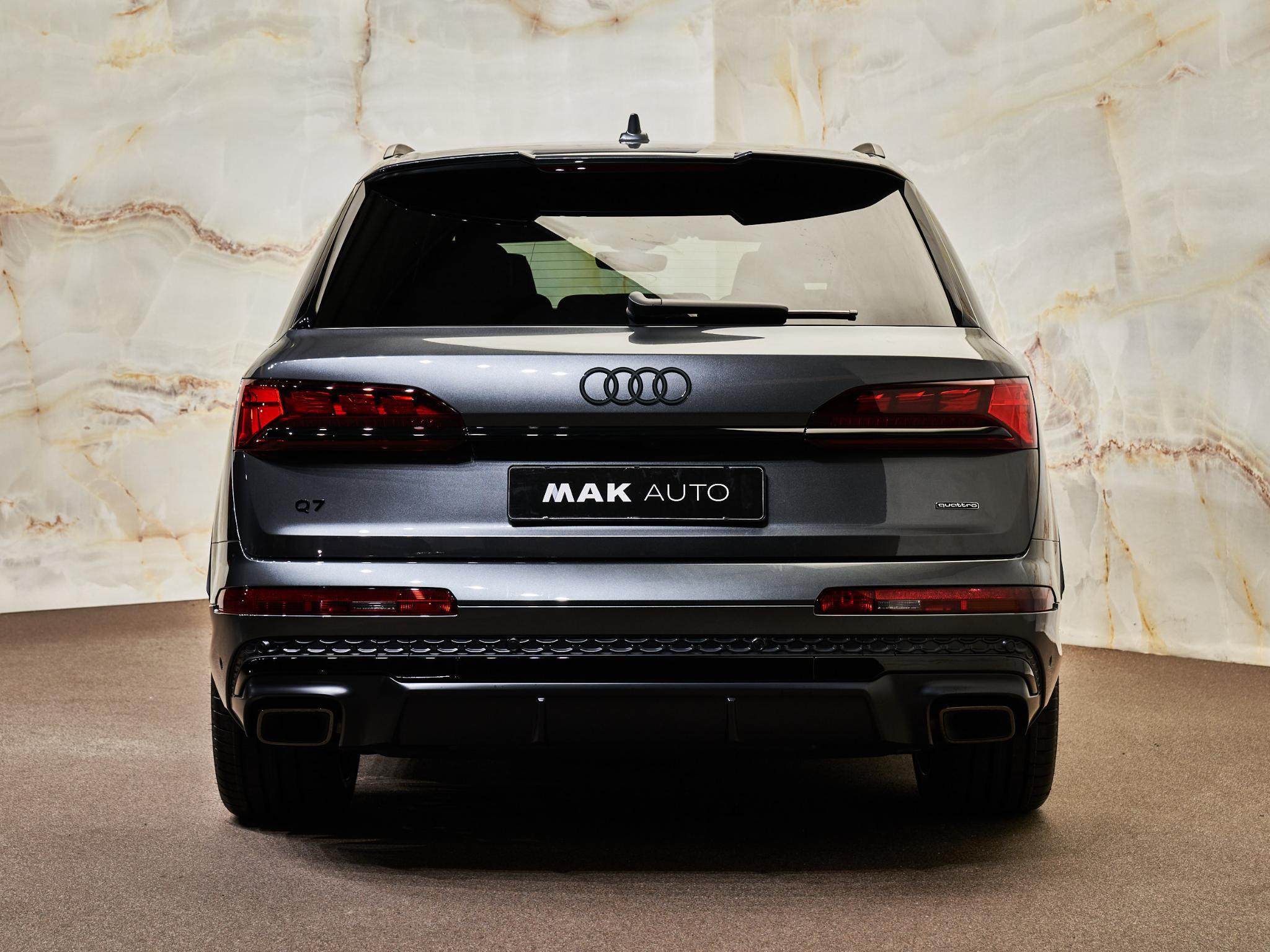Audi Q7 - 36