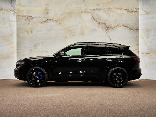 Volkswagen Touareg - 2