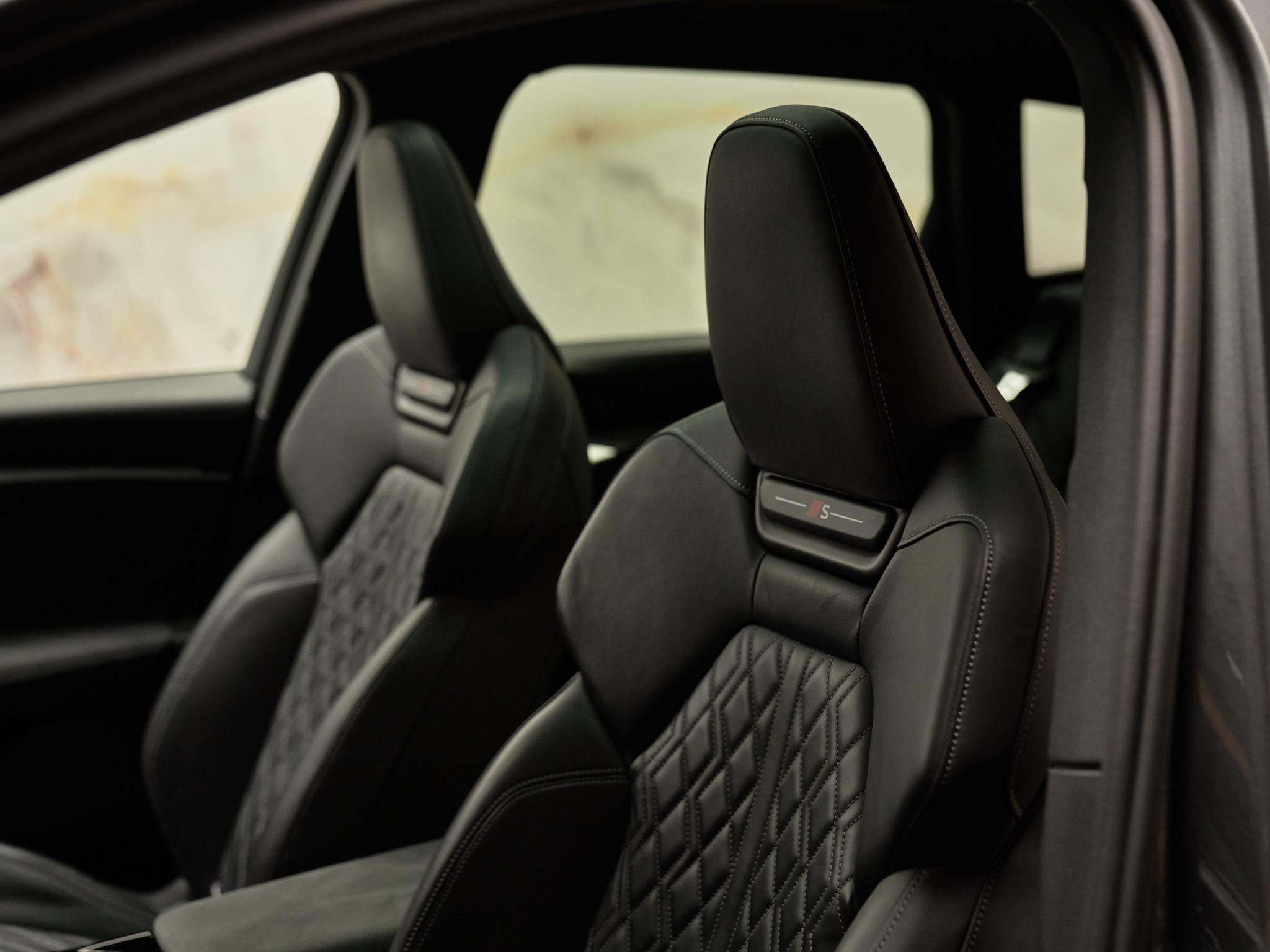 Audi SQ6 e-tron - 25