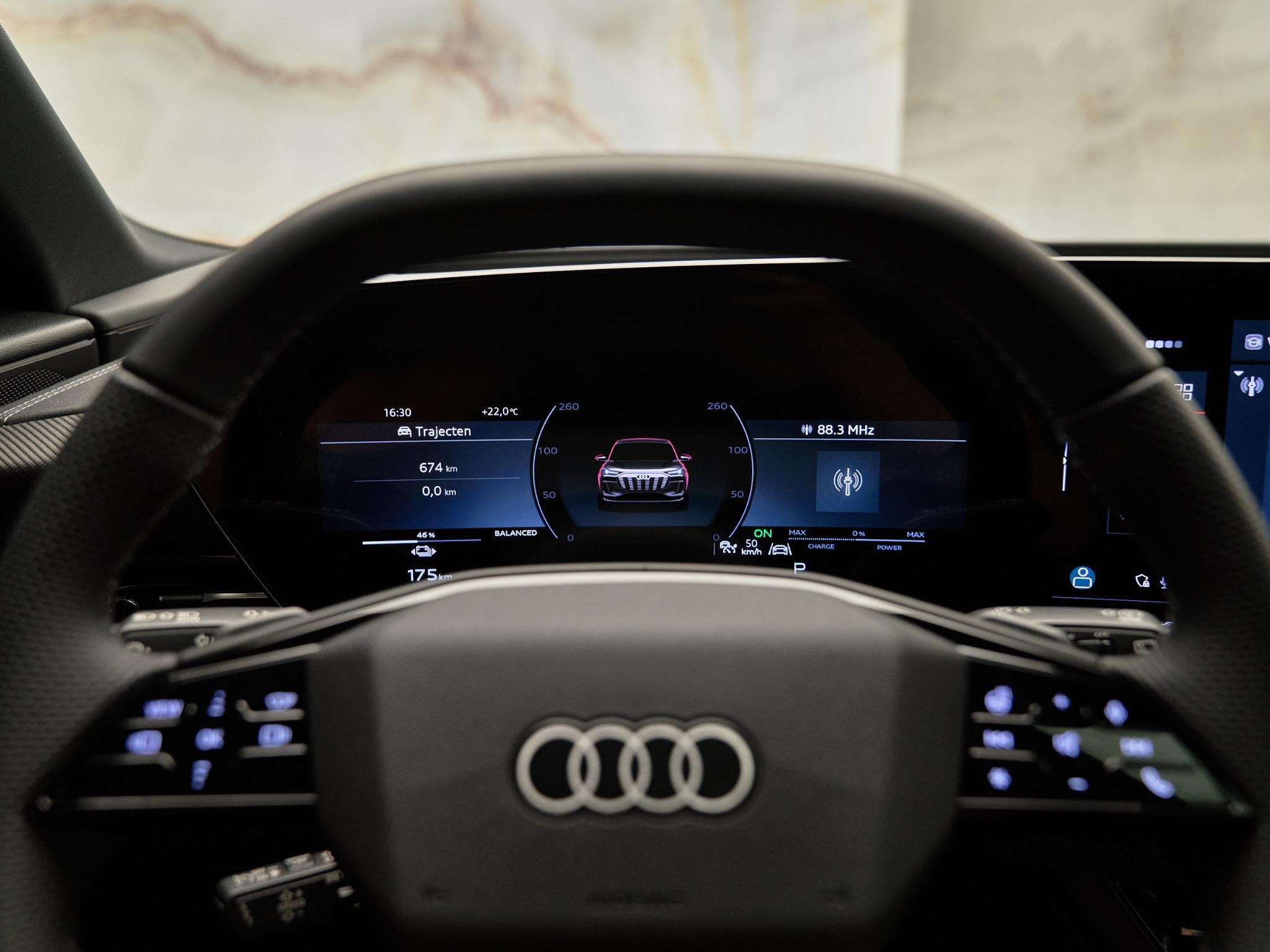 Audi SQ6 e-tron - 16
