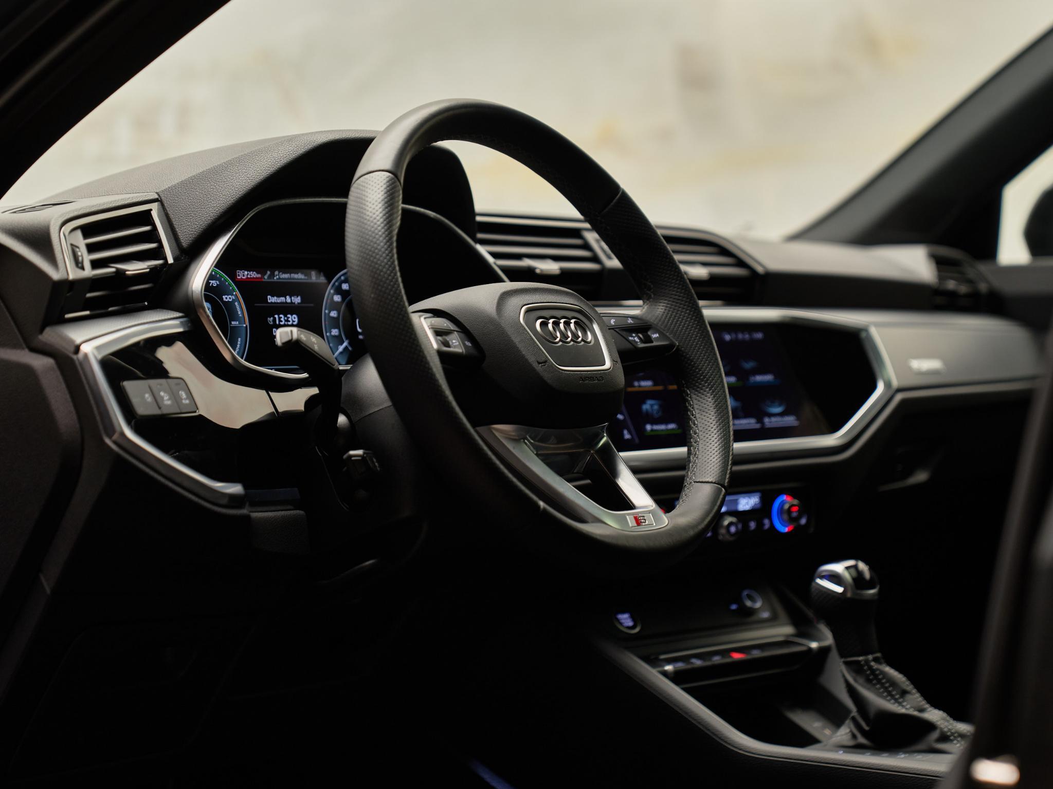 Audi Q3 - 14