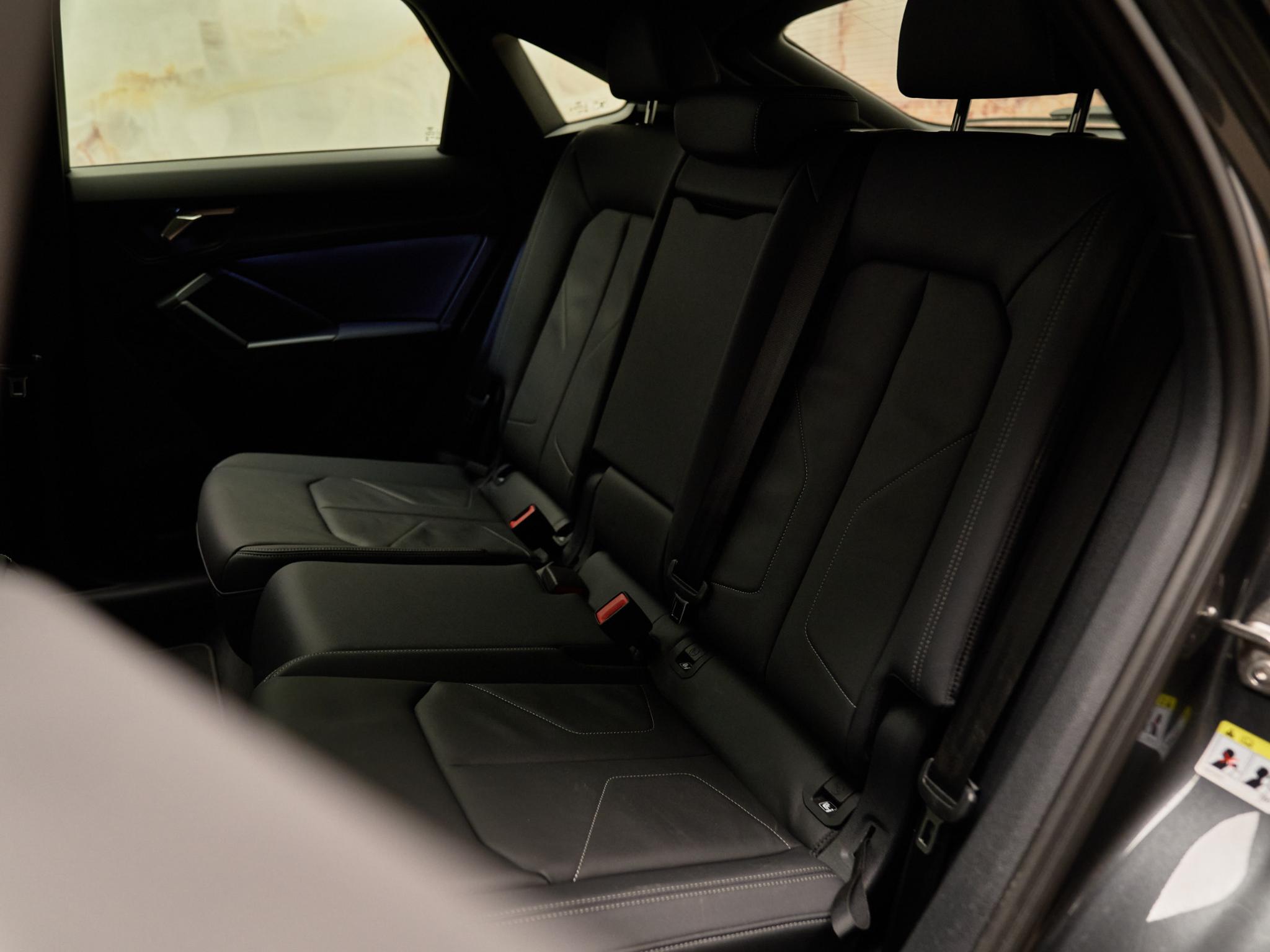 Audi Q3 - 21