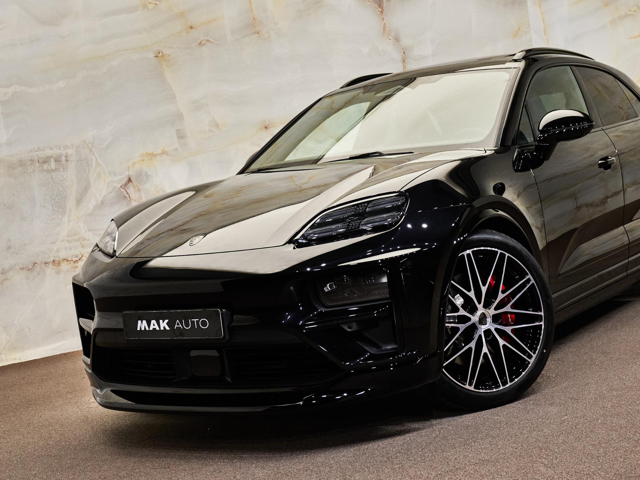 Porsche Macan - 4